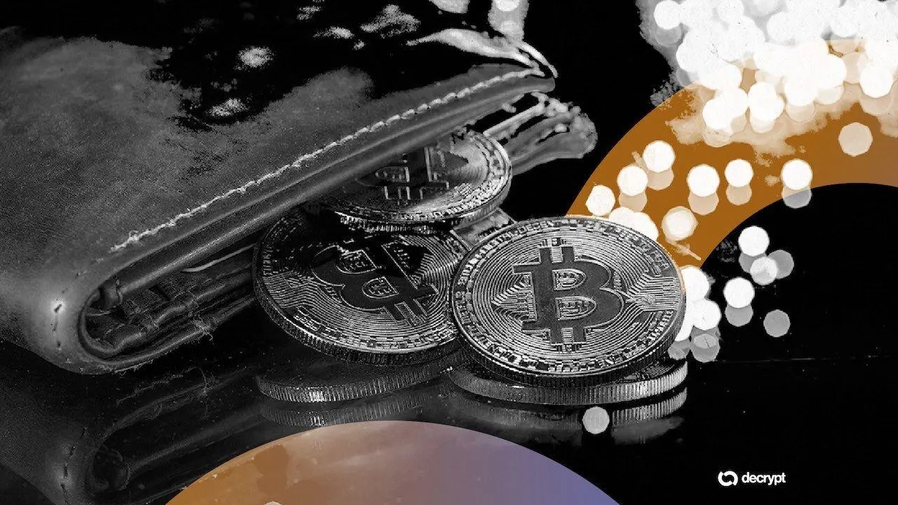 bitcoins-next-move-hinges-on-82k-cme-gap-as-earnings-fomc-loom
